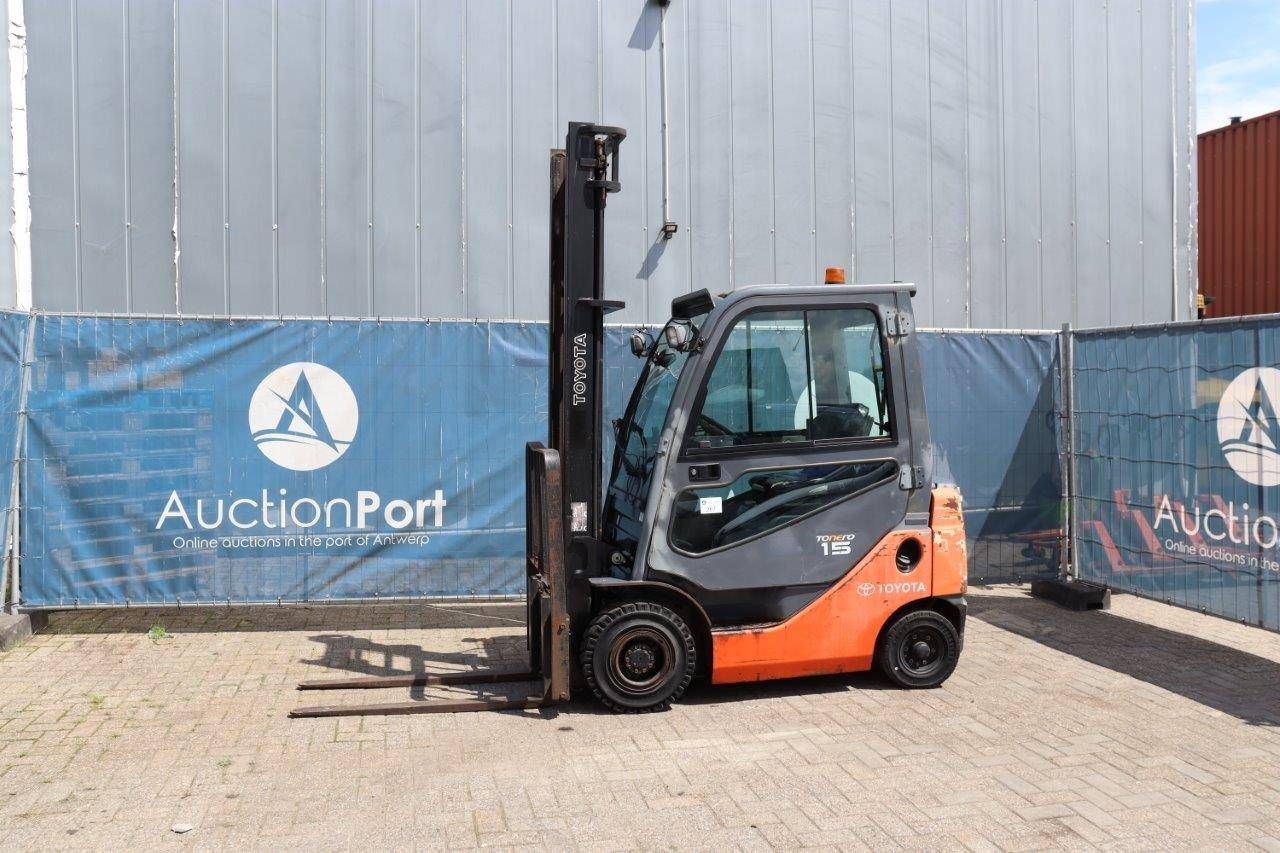 Forklift Toyota 02-8FGF15 Diesel 1500kg 4.5m 2009