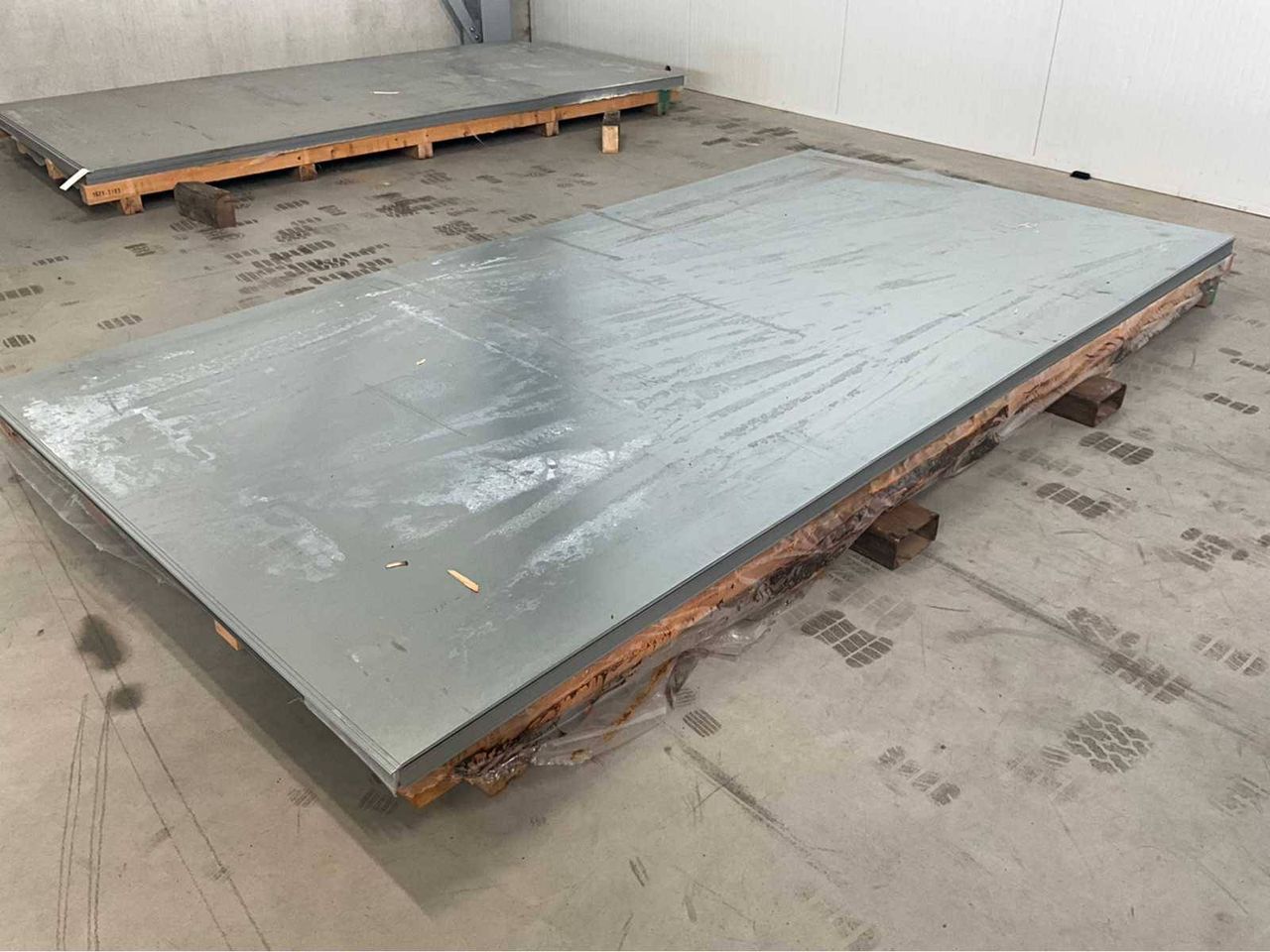 Steel plates 41 pieces New