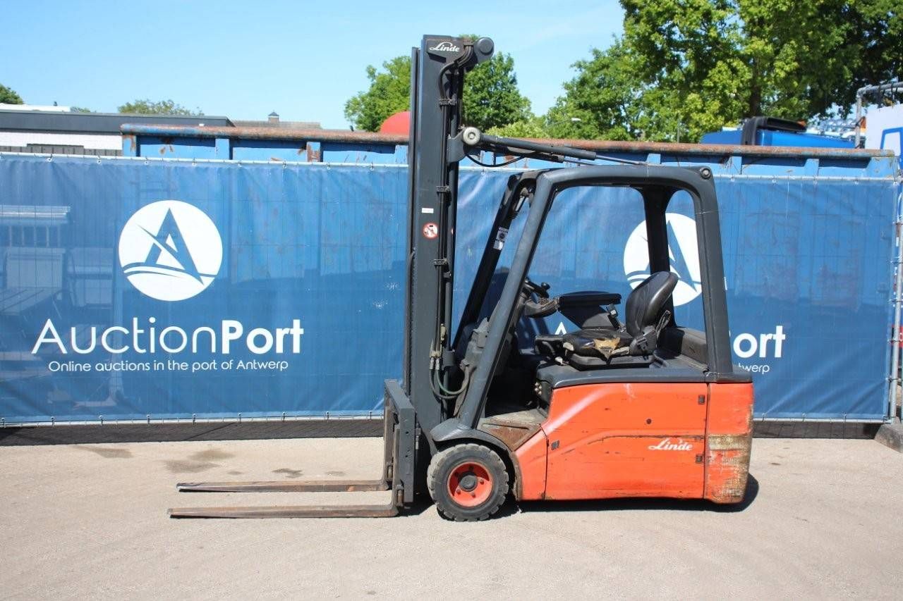 Forklift Linde E20L-01 Electric 2000kg 6.0m 2011