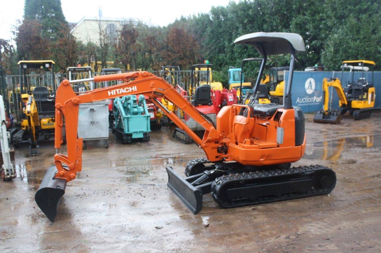 Mini digger Hitachi EX20 Diesel 18hp 
