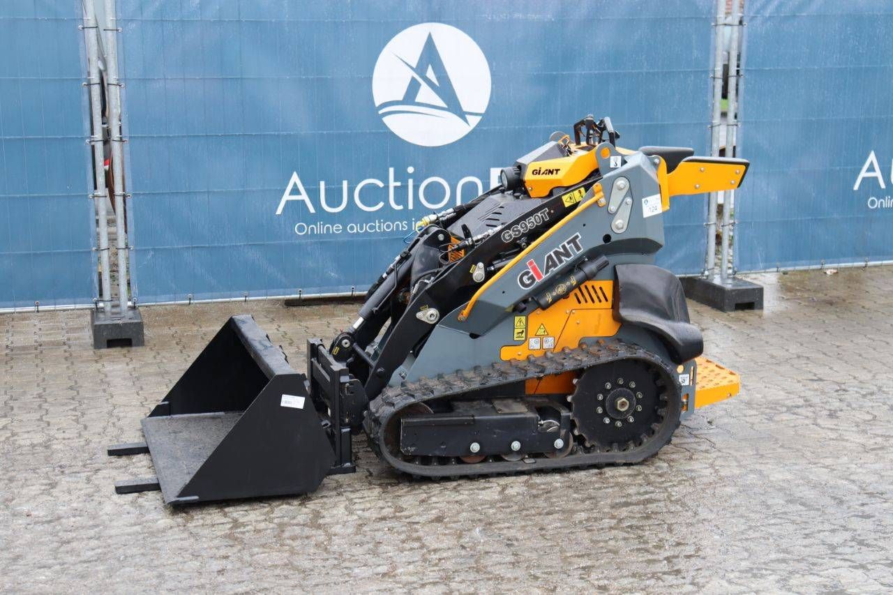 Skid steer loader Giant GS950T Diesel 2025