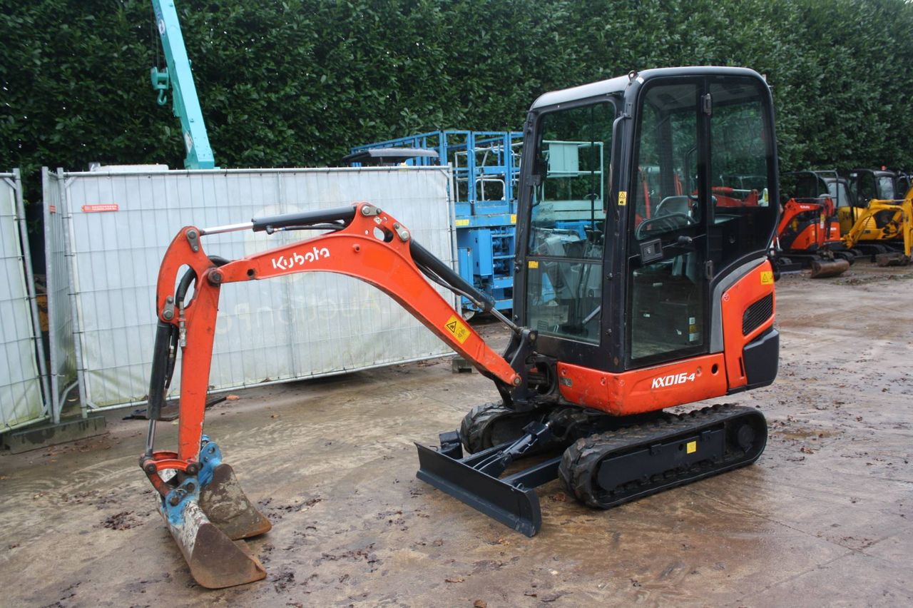 Mini digger Kubota KX016-4 Diesel 2014