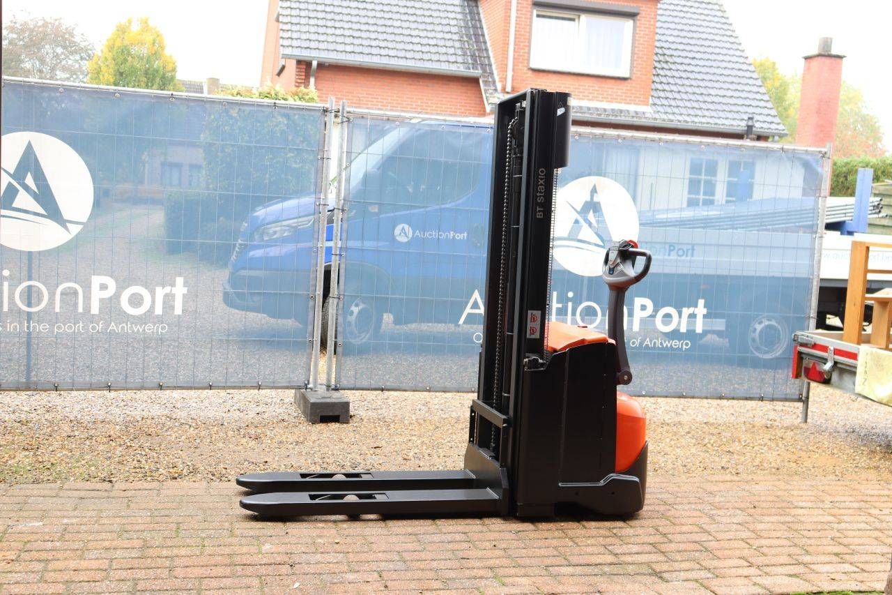 Stacker BT SWE120 Electric 1200kg 2.9m 2016