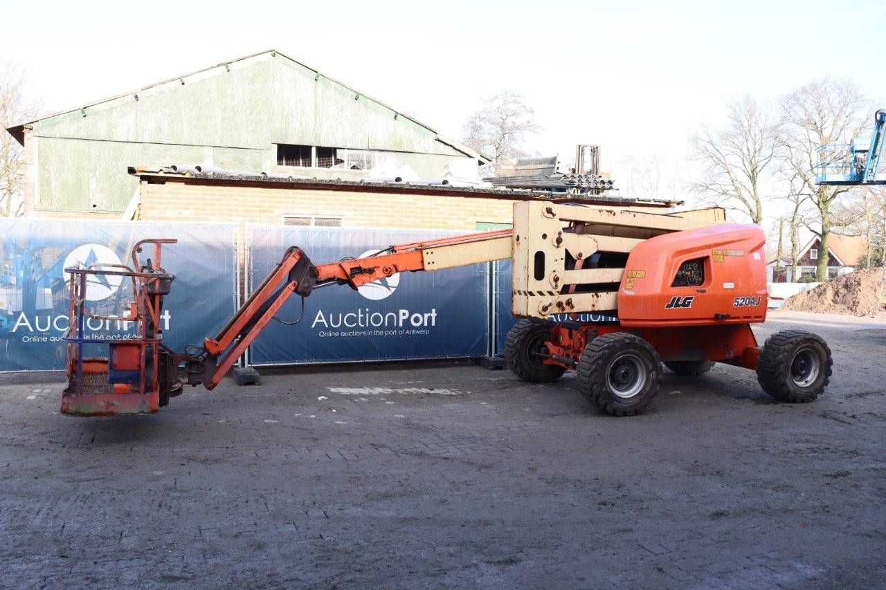 Articulating boom lift JLG 520AJ Diesel 18.0m 250kg 2018