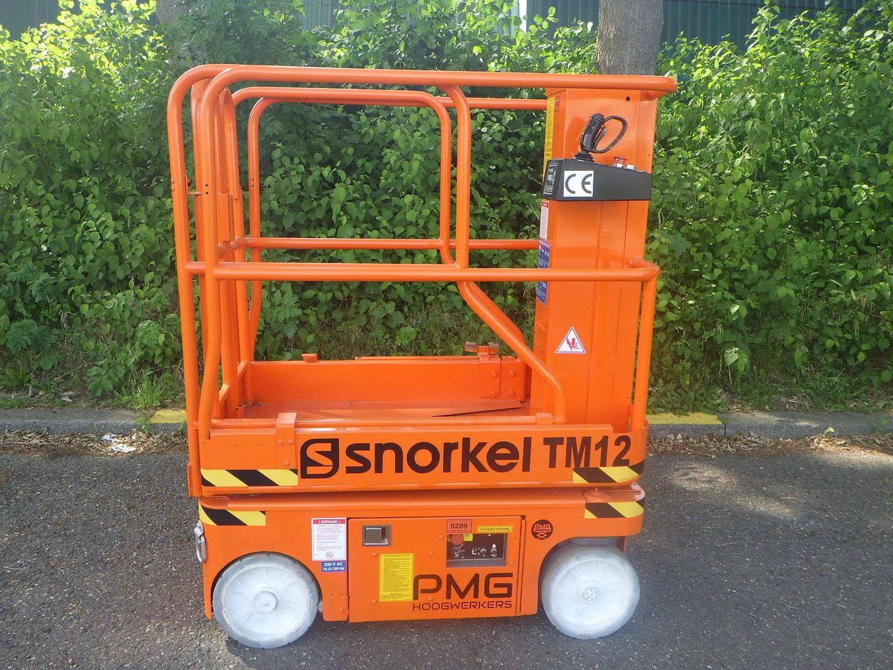 Mast lift Snorkel TM12 Electric 5.7m 2017