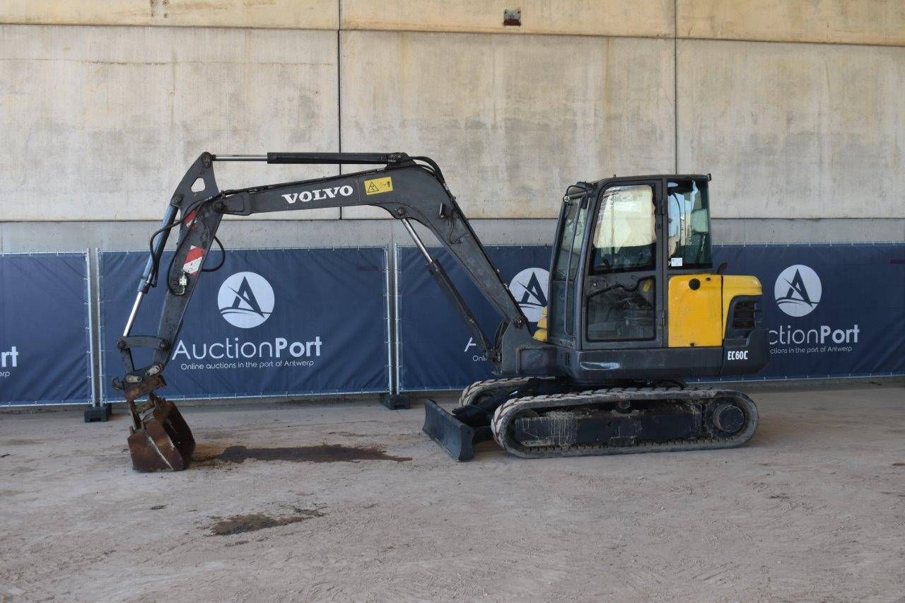 Crawler excavator Volvo EC60C