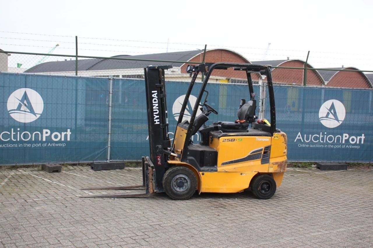 Hyundai 25B-9 Electric Forklift 2150kg
