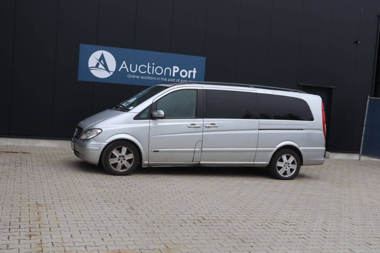 Passenger car Mercedes-Benz Viano CDI Diesel 204hp 2006 (Margin)