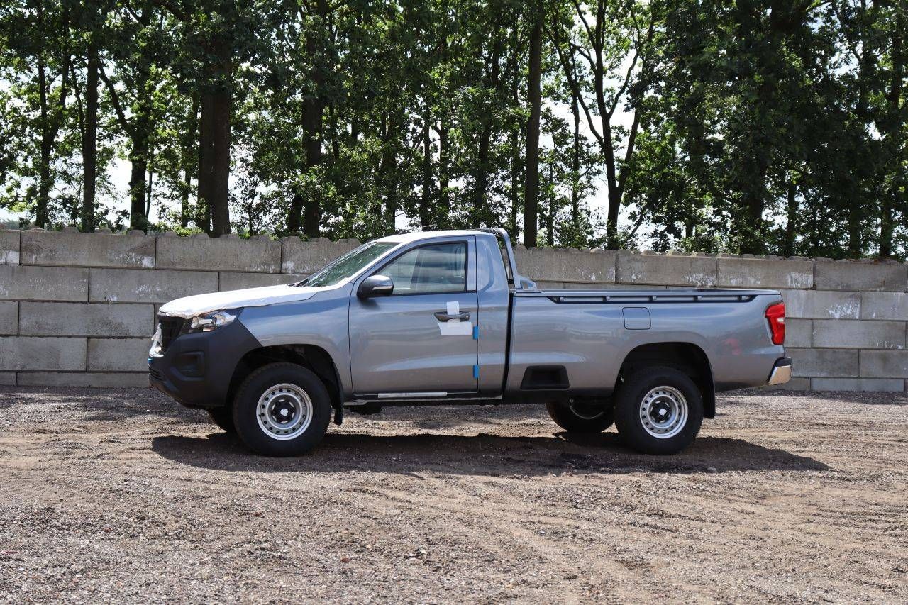 Pick-up Peugeot Landtrek Diesel 150 CV