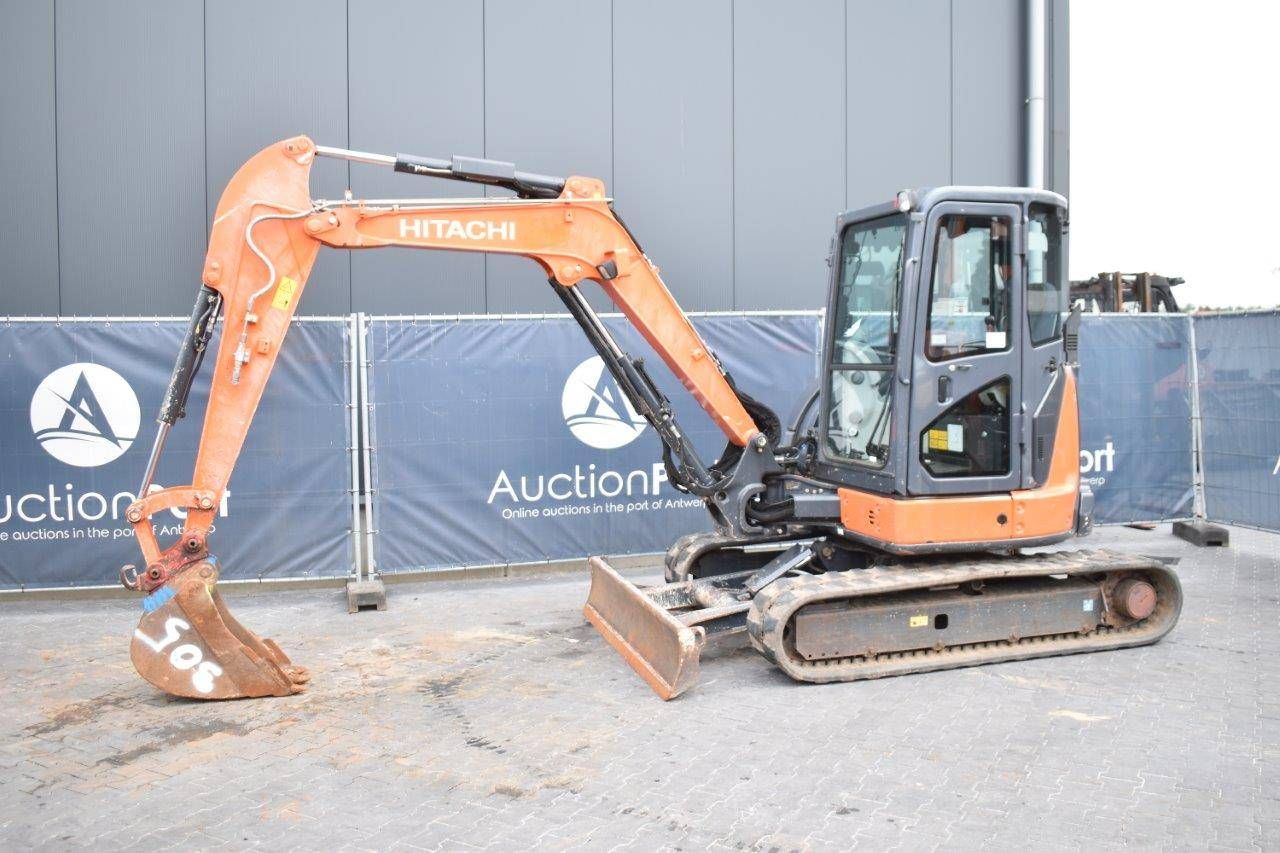 Mini digger Hitachi ZX48U-5A CLR Diesel