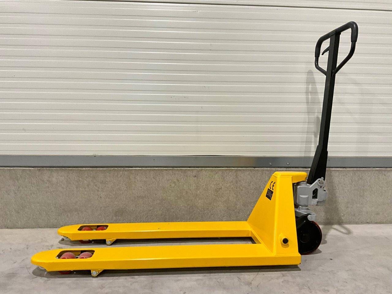 Hydraulic pallet trucks HPT-A 2500kg New