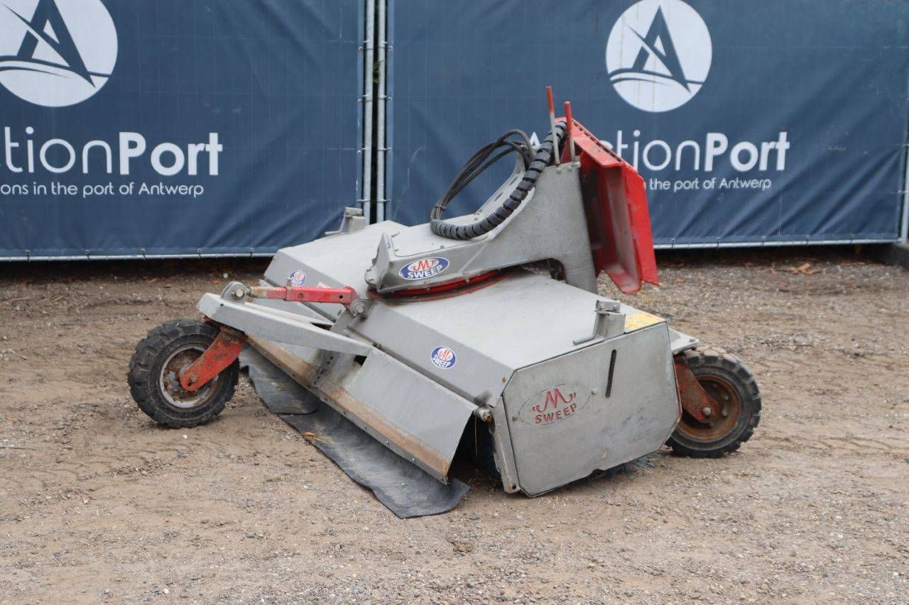 Roller sweeper M-Sweep fits Bobcat
