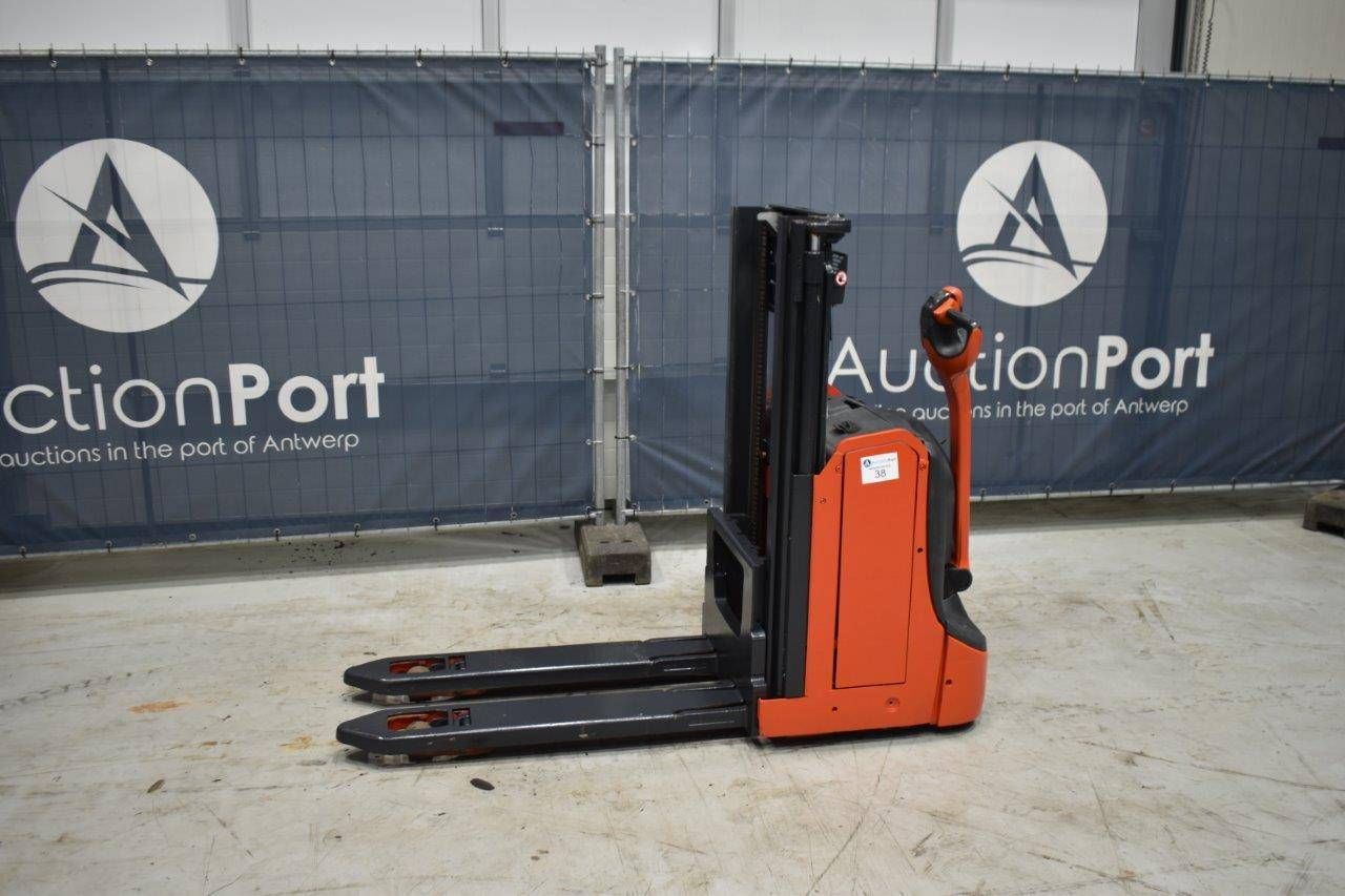 Stacker Fenwick Linde D08 Electric 1800kg