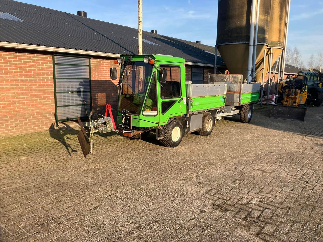 Tool carrier Nimos Trac