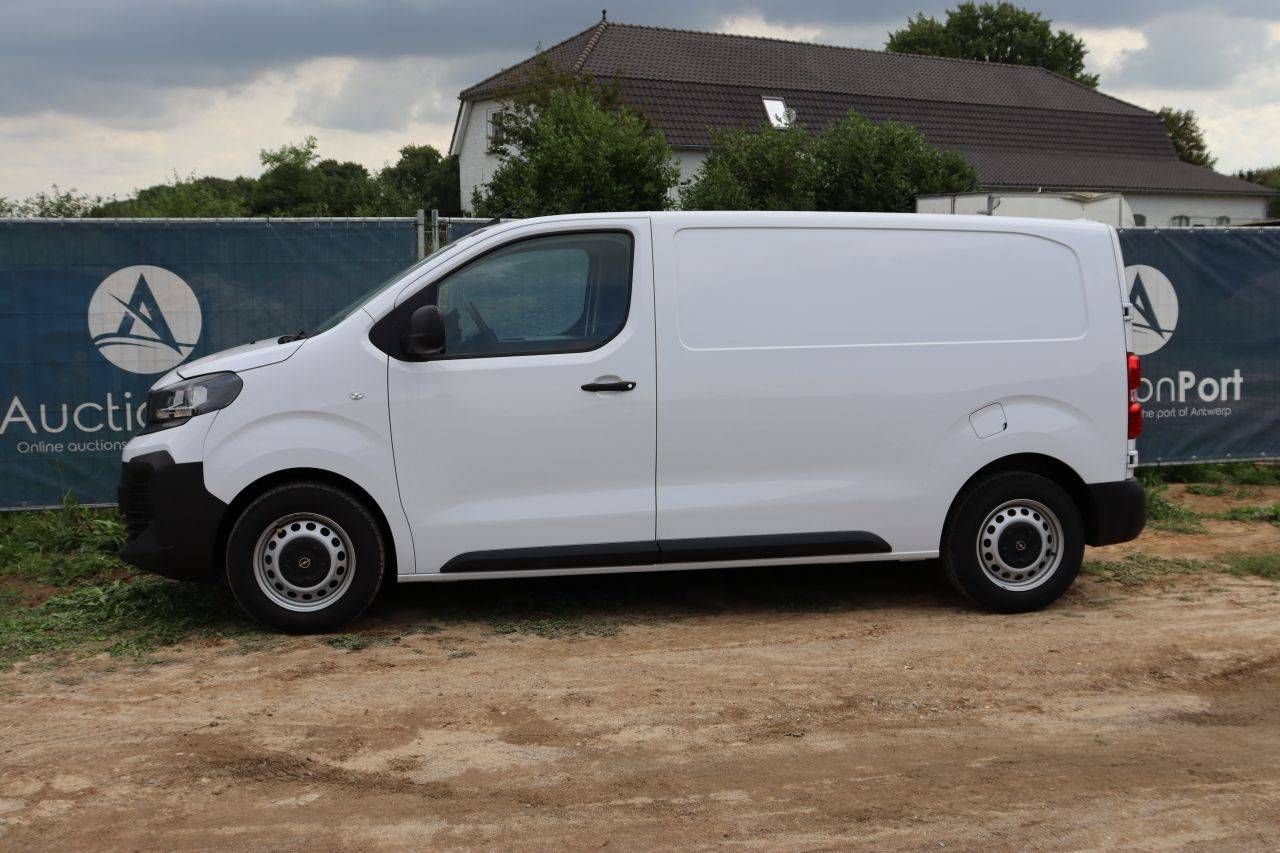 Opel Vivaro Diesel Van 120hp 2024