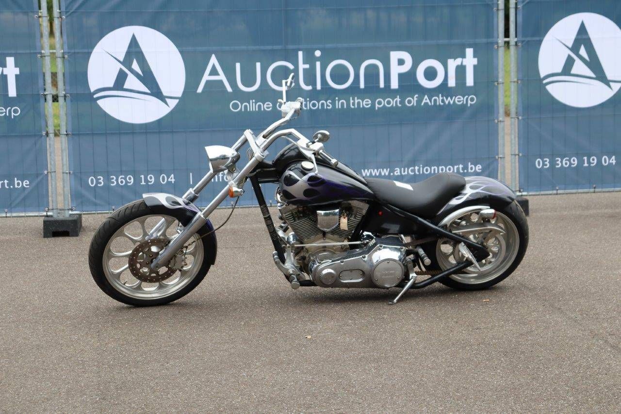 Motorcycle Harley Davidson Big Dog 2000 Custom Petrol 2007