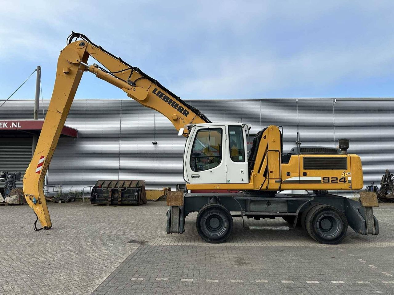Mobile crane Liebherr A924 C-HD Diesel 184hp 2009