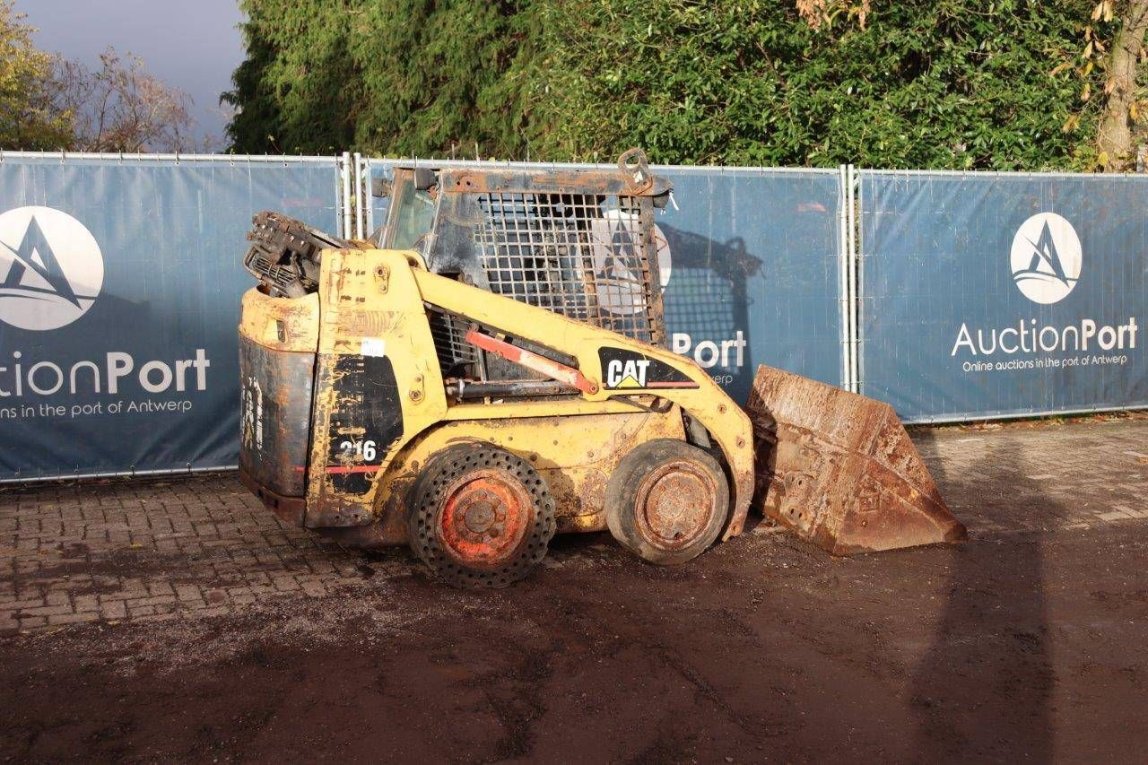 Skid steer loader Caterpillar 216 Diesel