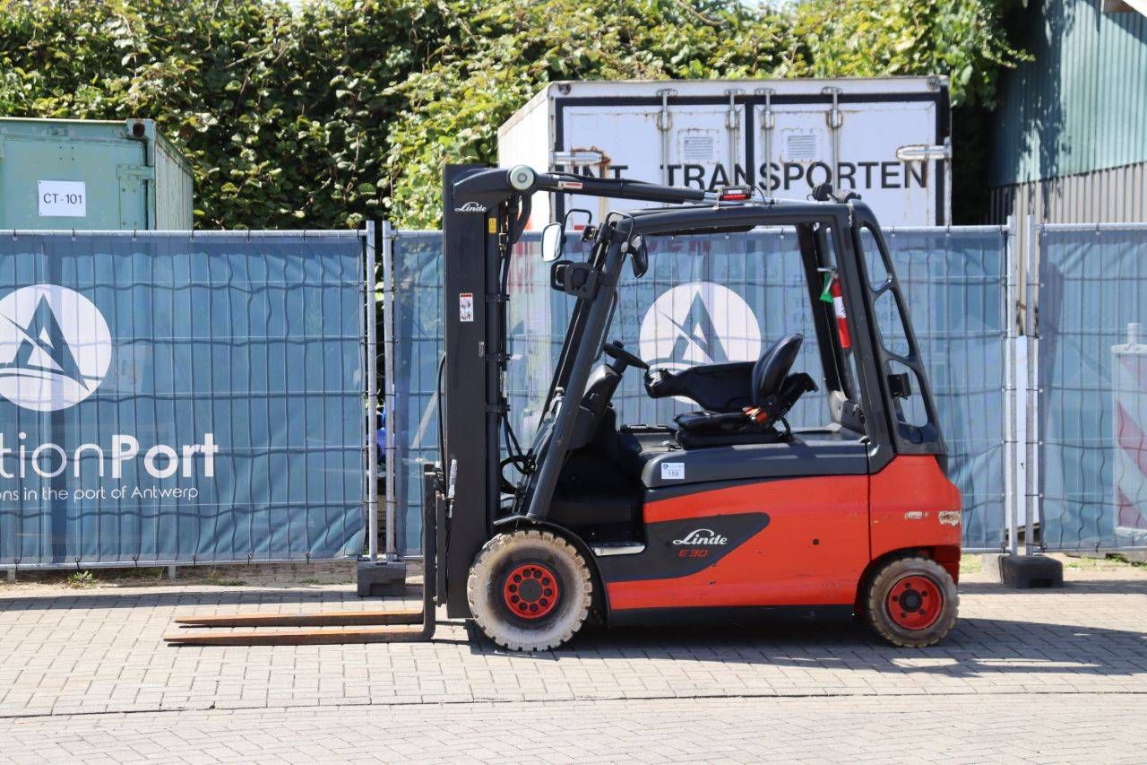 Forklift Linde E30PL Electric 2720kg 4.83m 2018