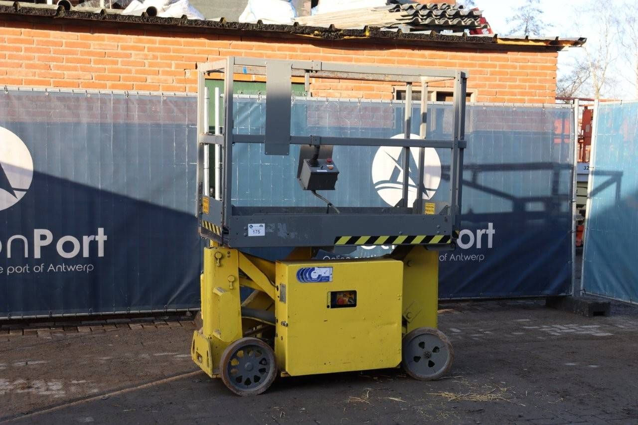 Mast lift Upright SL-14 Electric 6.3m 1992