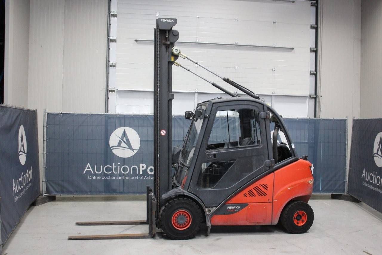 Forklift Fenwick-Linde H30T-02 Diesel 3000kg 5.2m 2015
