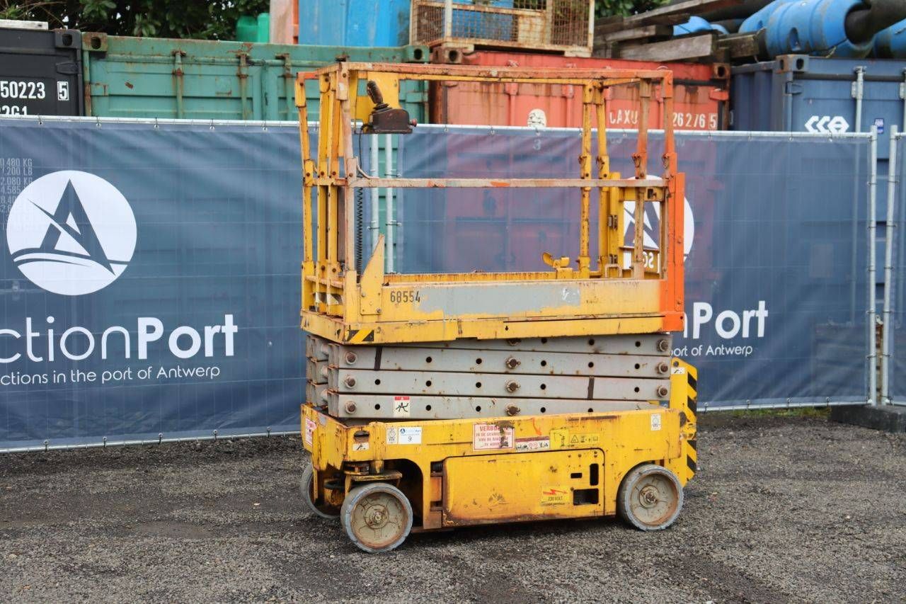 Scissor lift Genie GS-1932 Electric 7.6m