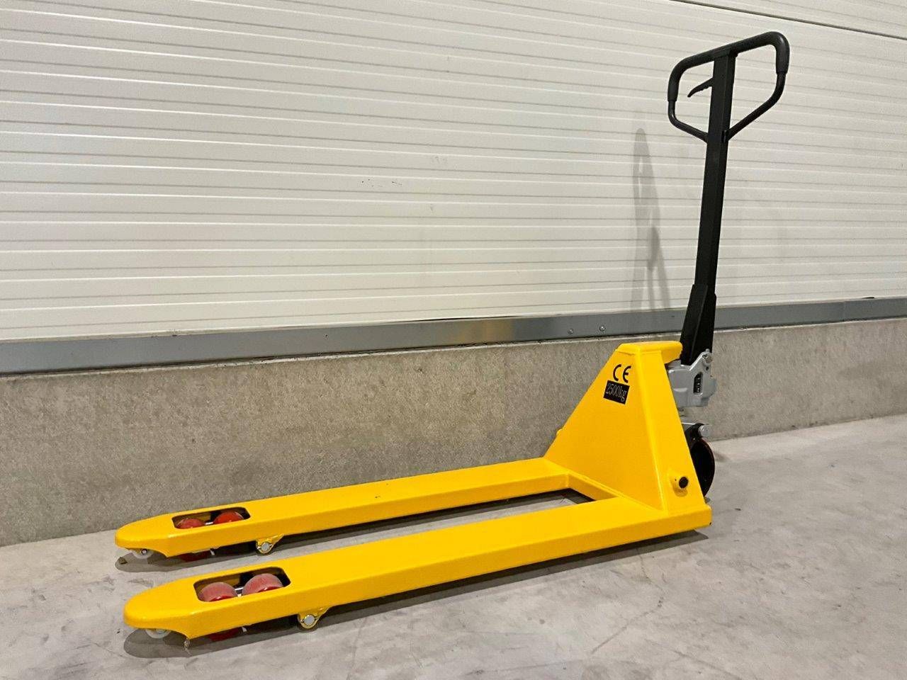 Pallet truck HPT-A Manual 2500kg 2025 New