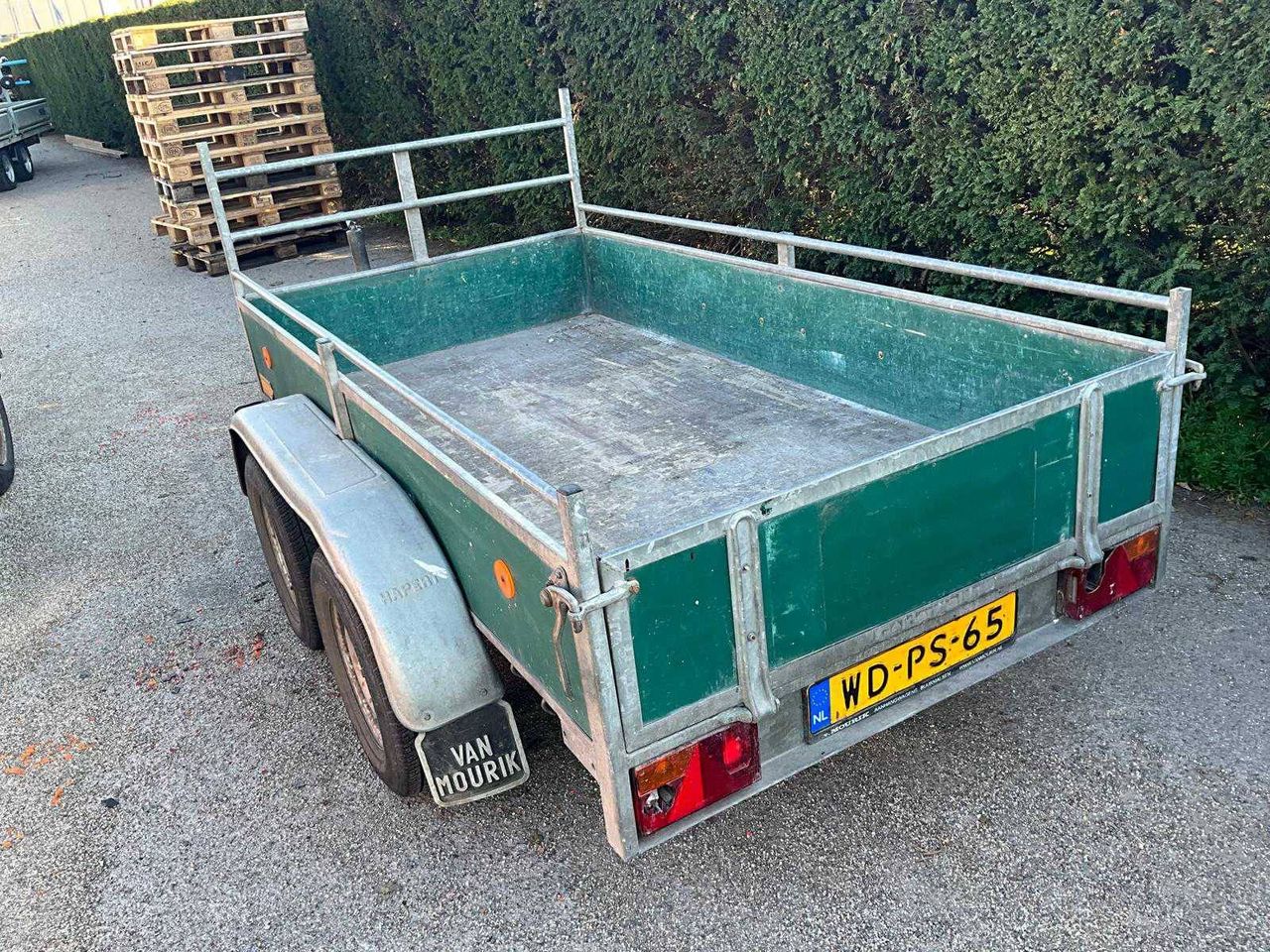 Trailer Hapert 2002