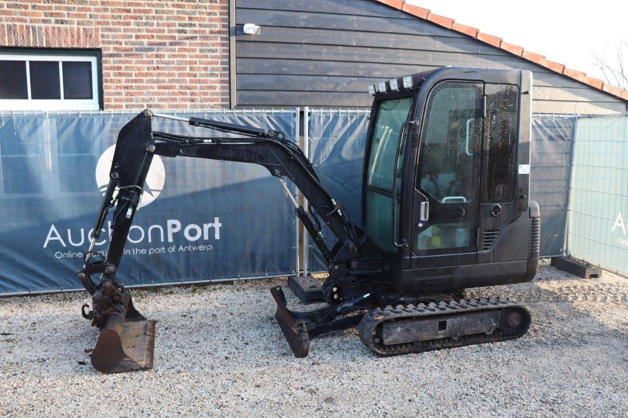 Mini digger Takeuchi TB016 Diesel