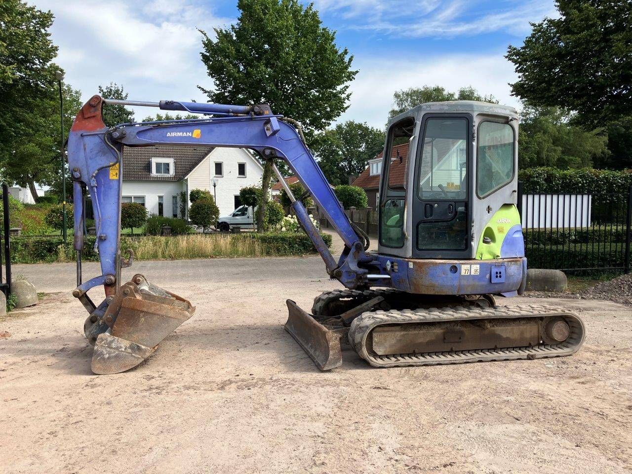 Mini digger Airman AX50U Diesel