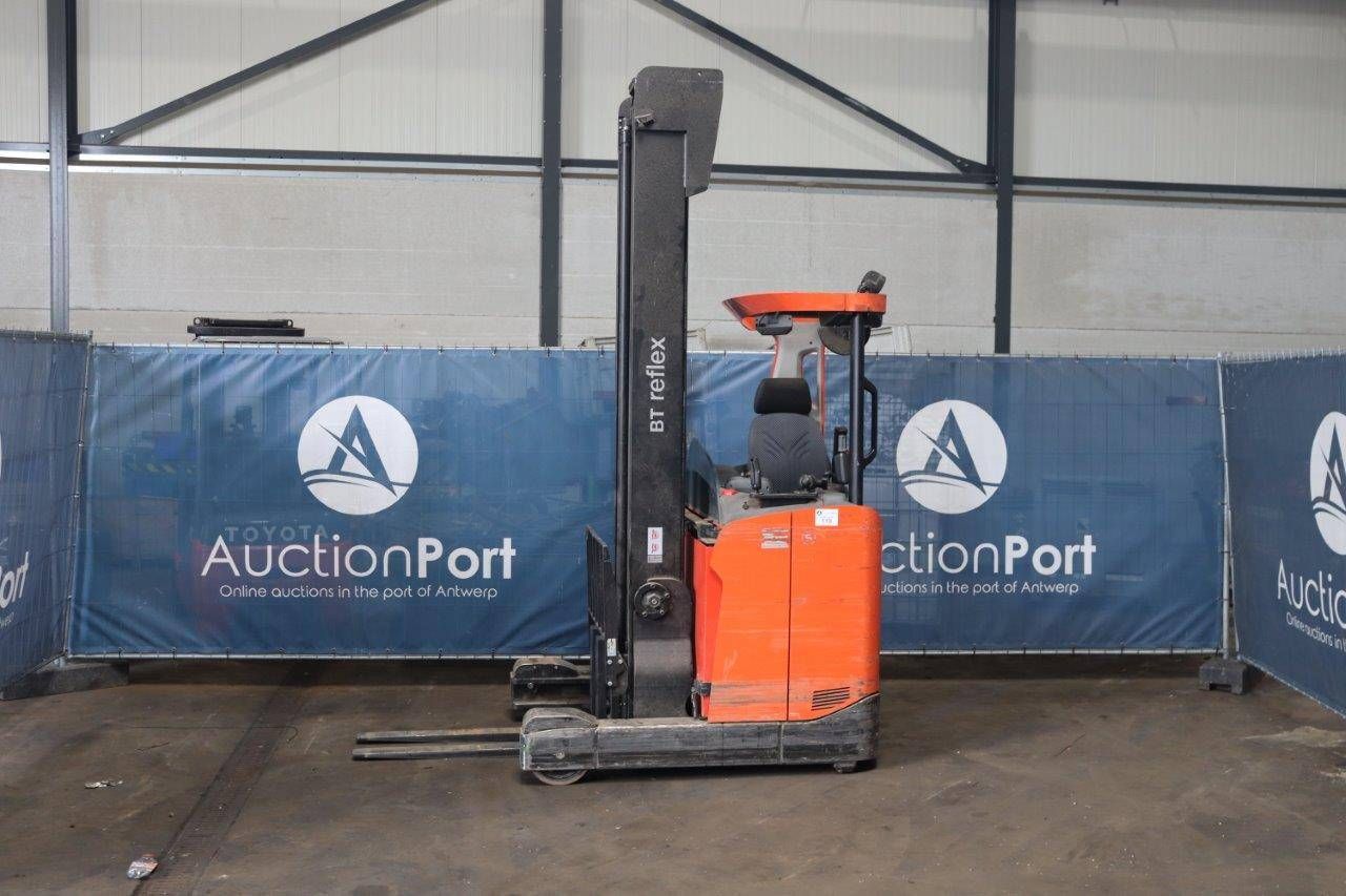 Reach truck Toyota RRE140HE Electric 1400kg 8m 2019