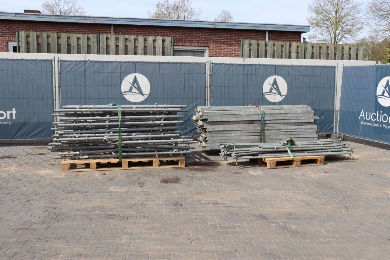 Scaffolding material