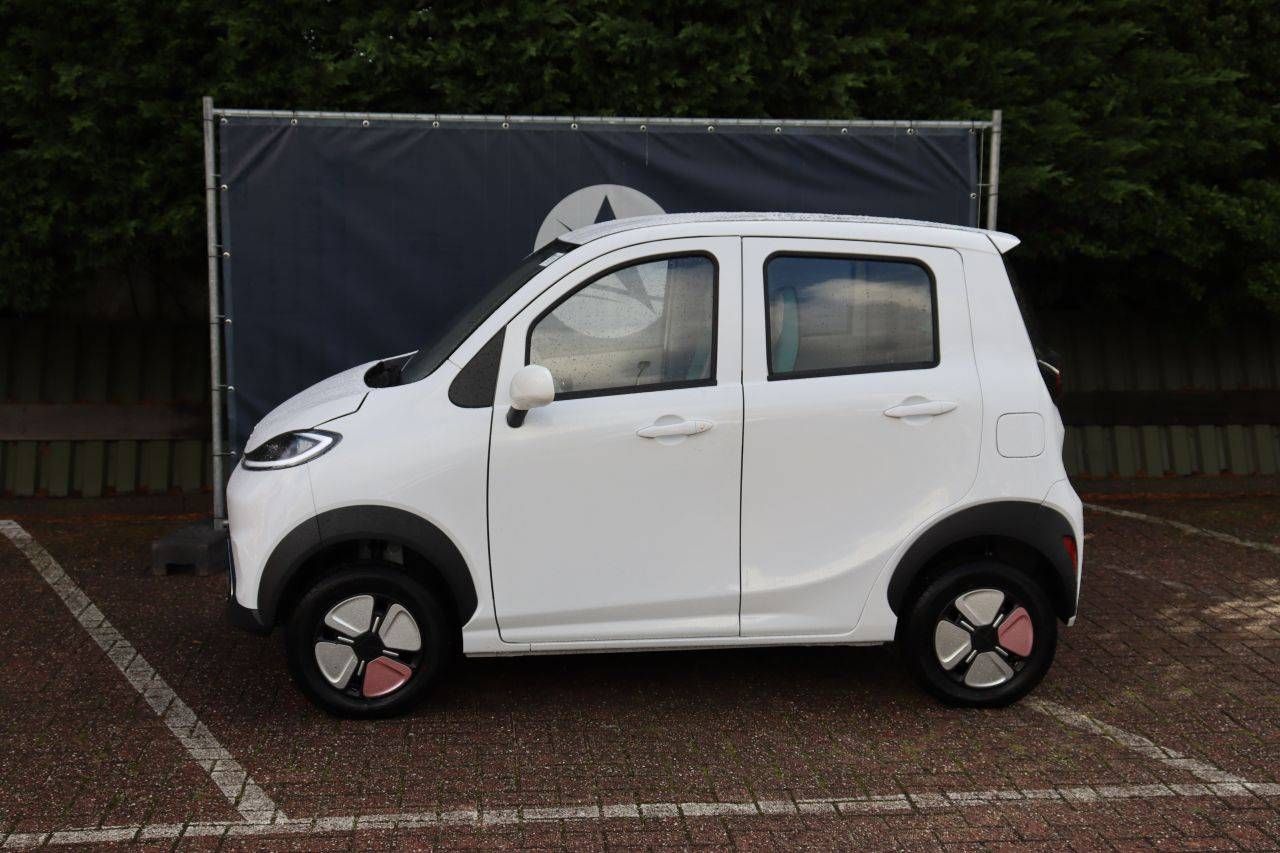 Personenkraftwagen XY Electric/Jinpeng Electric 8,2 PS