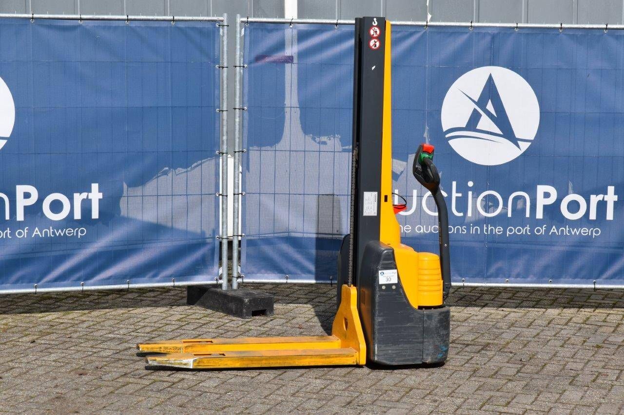 Stapler Jungheinrich EMC110 Elektro 1000kg