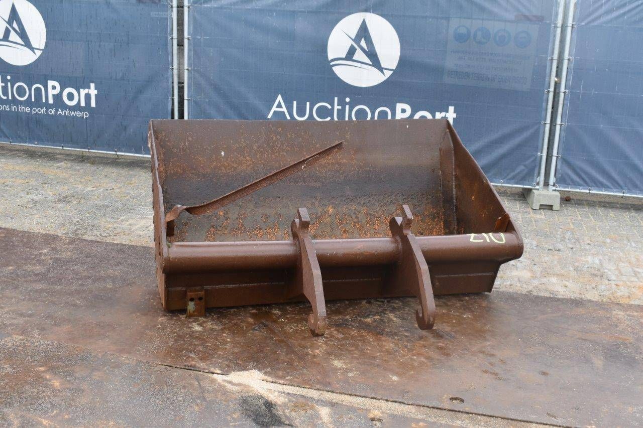 Digger bucket
