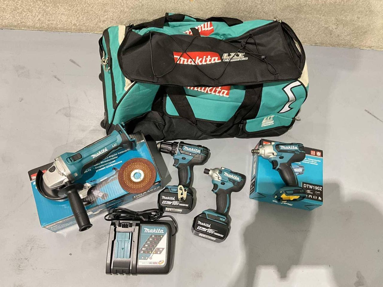 4-piece battery set Makita LXT 2024