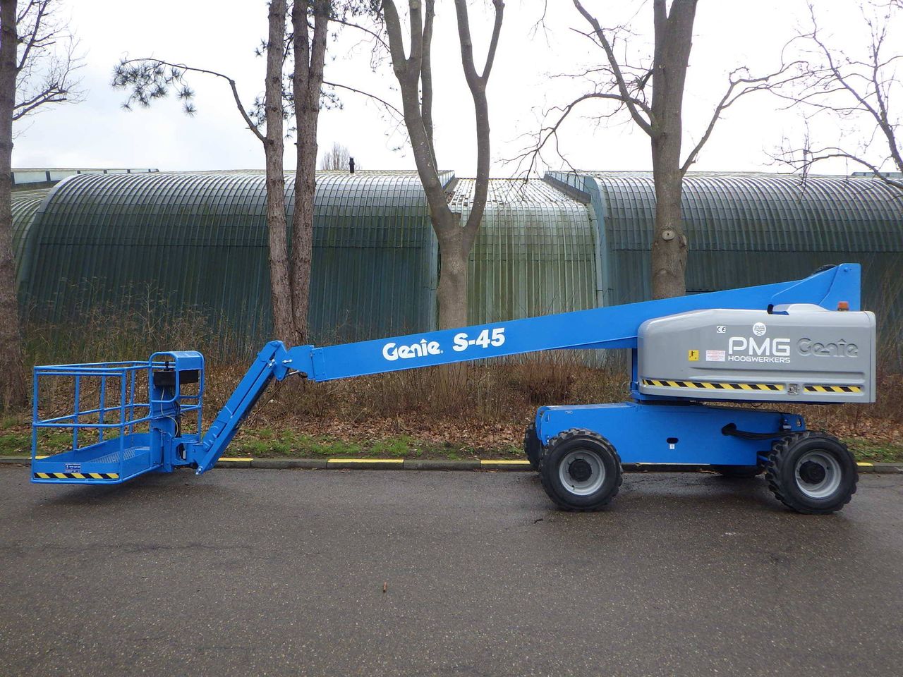 Telescopic boom lift Genie S-45 Diesel 15.72m 2015