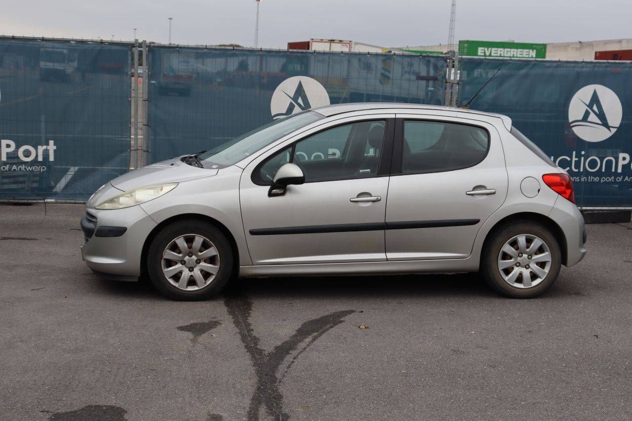 Personenauto Peugeot 207 Benzine 88pk 2007 (Marge)