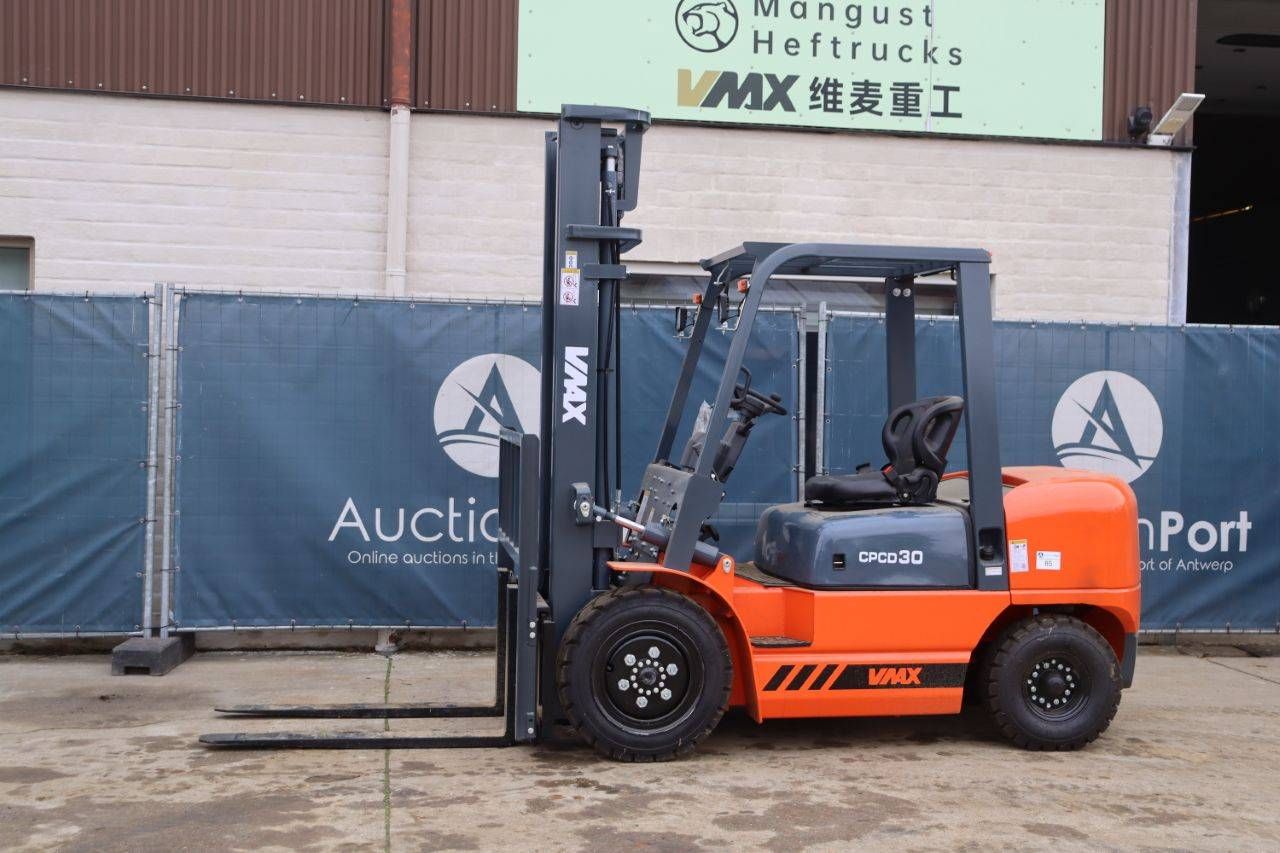 Forklift VMAX CPCD30 Diesel 3000kg 4.0m 2025 New