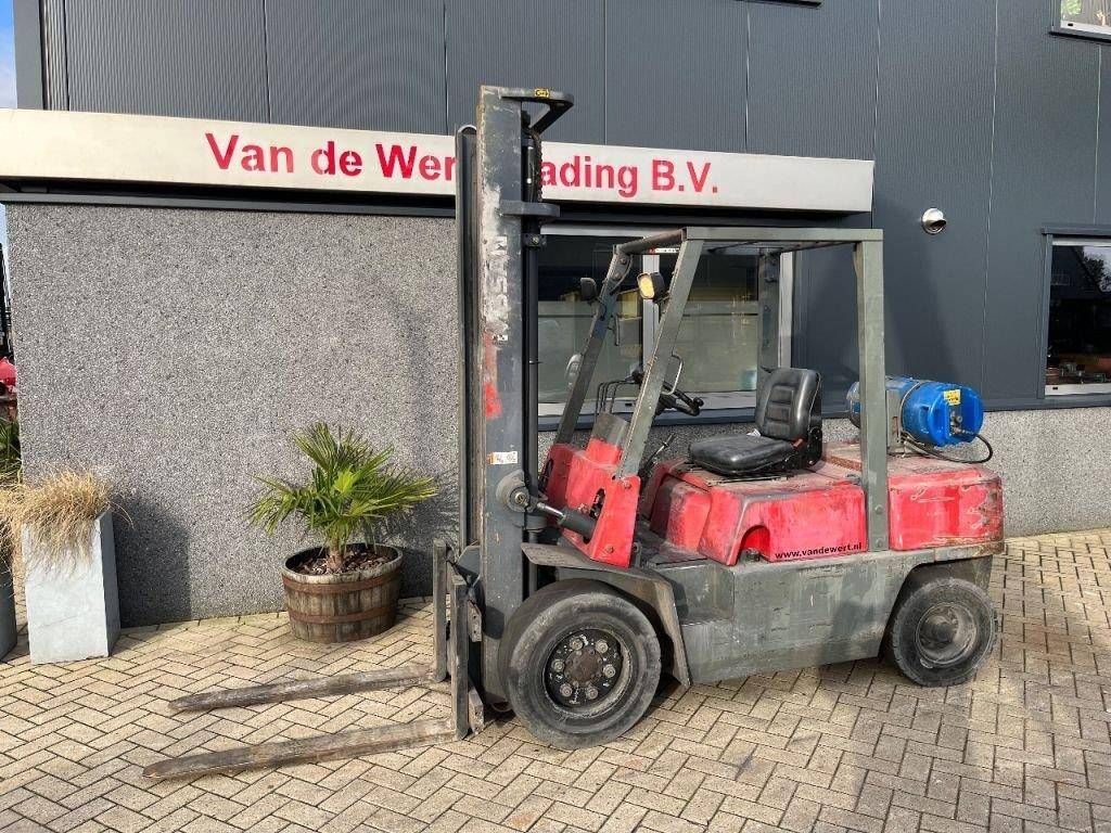Forklift Nissan FG30 LPG 2500kg