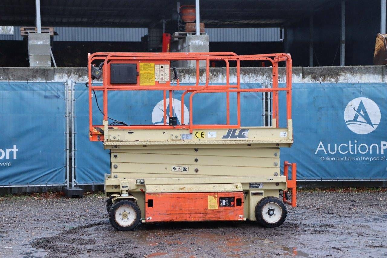 Scissor lift JLG 2646E Electric 9.92m 1998