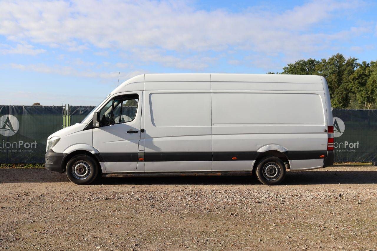 Transporter Mercedes-Benz Sprinter 310 CDI Diesel 95 PS 2014