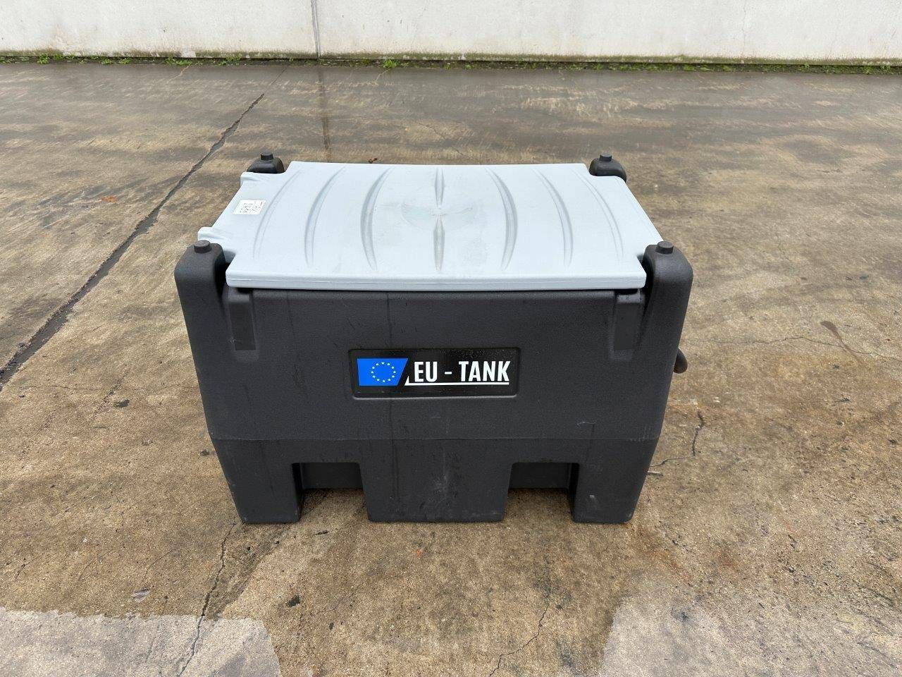 Carry tank Emiliana Serbatoi 220Z1 220L with pump