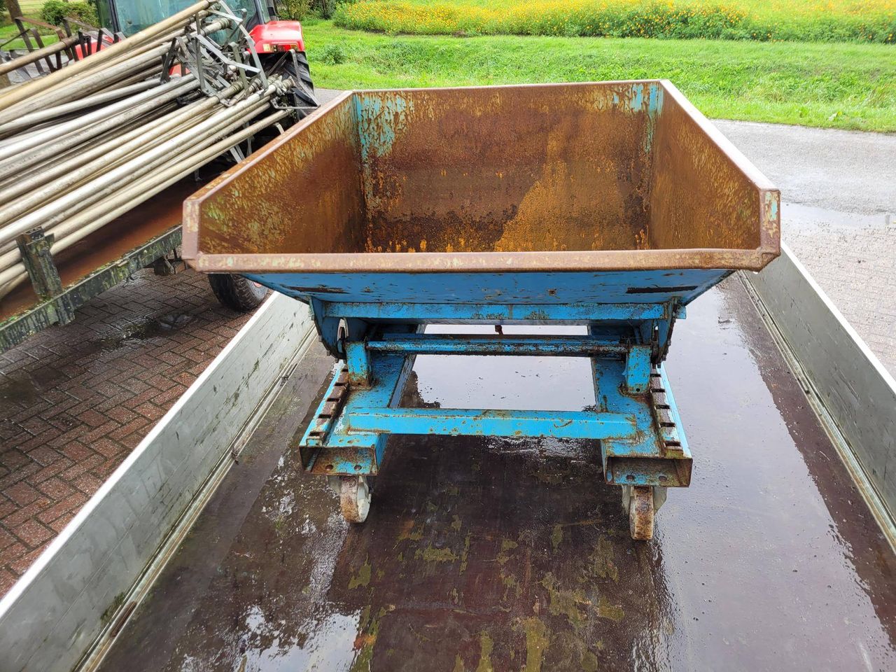 Tipping trailer Overtoom 09255612 1000kg 2006