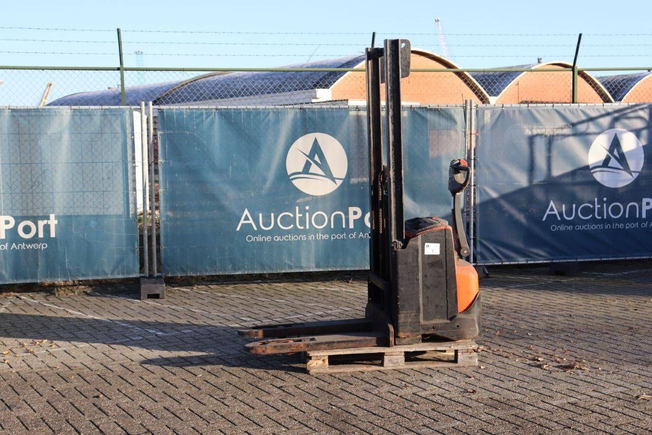 Stacker BT SWE120 Electric 1200kg 2012