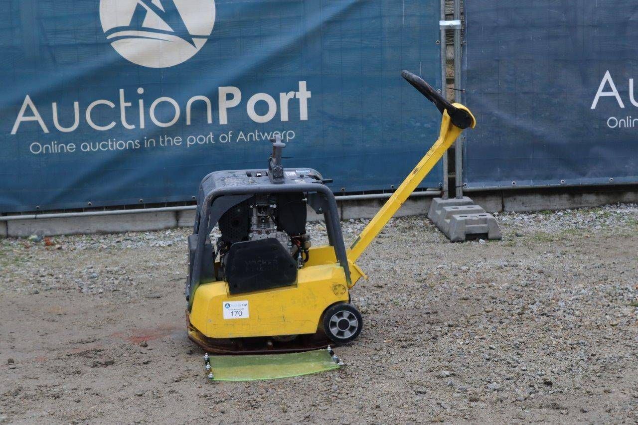 Vibratory plate Wacker Neuson DPU3050He Diesel