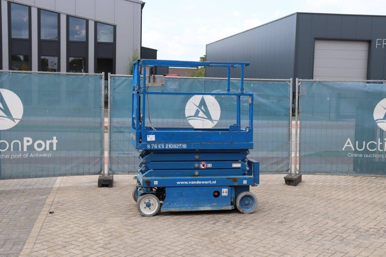 Scissor lift Skyjack SJIII-3219 Electric 8m