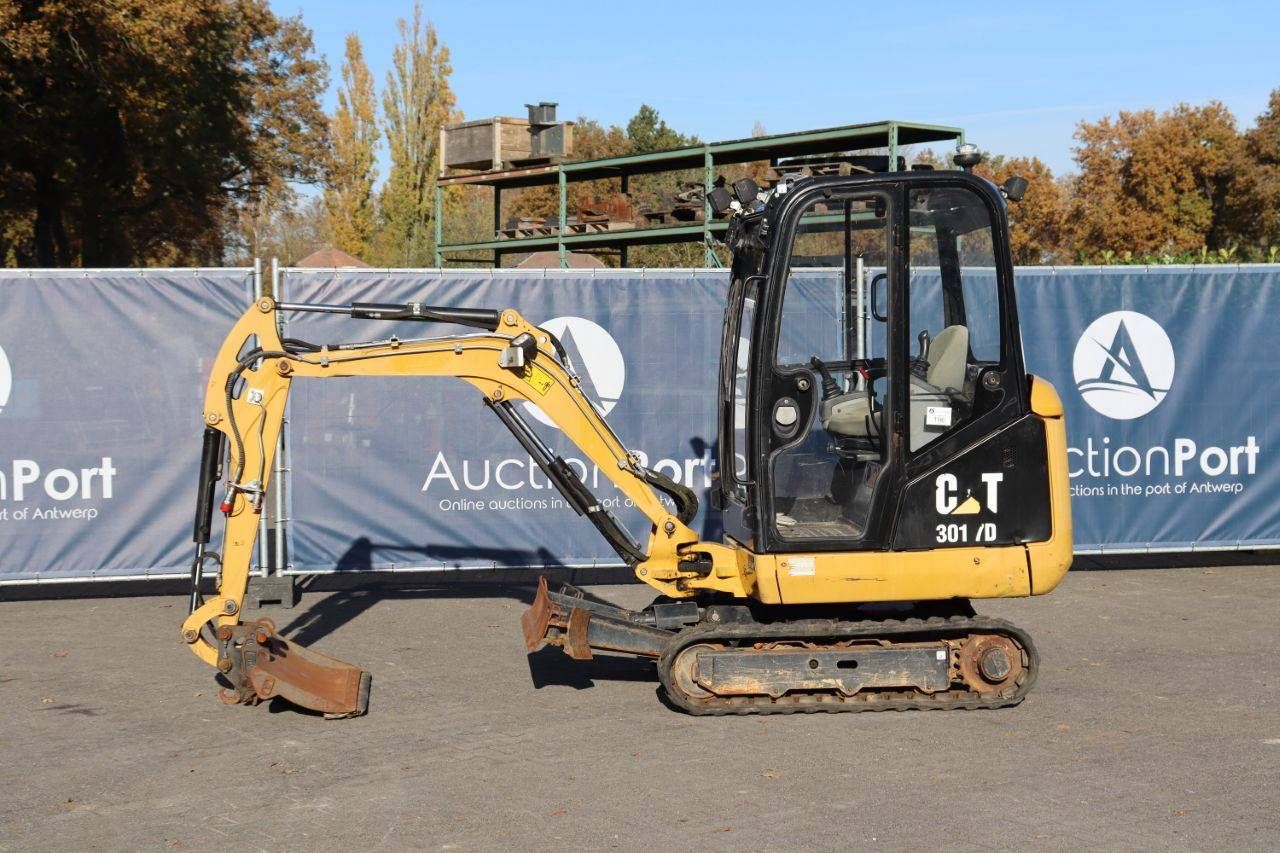 Crawler excavator Caterpillar 3017D Diesel 2018