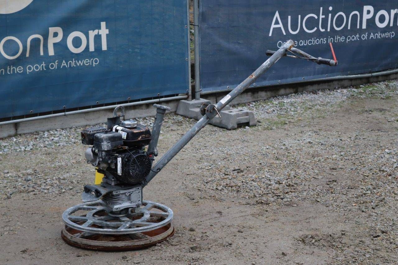 Butterfly machine Wacker Neuson Petrol