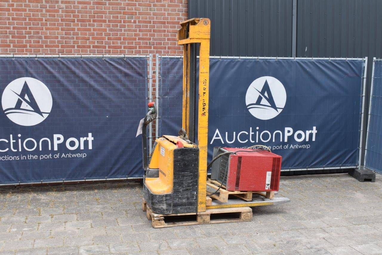 Stacker Jungheinrich EJC112 Electric 1200kg